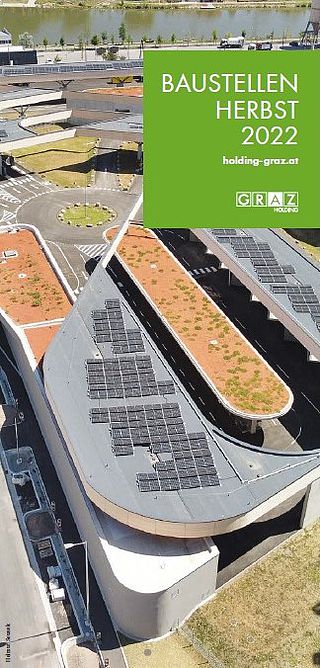 Bildtext: Ressourcenpark Graz mit Solarpanelen am Dach.