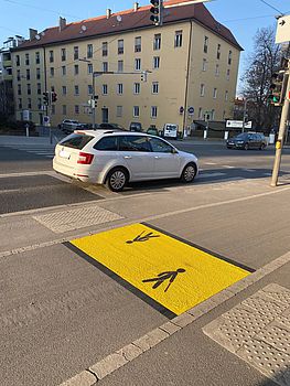 Bildtext: Kreuzung Keplerstraße - Babenbergerstraße.
